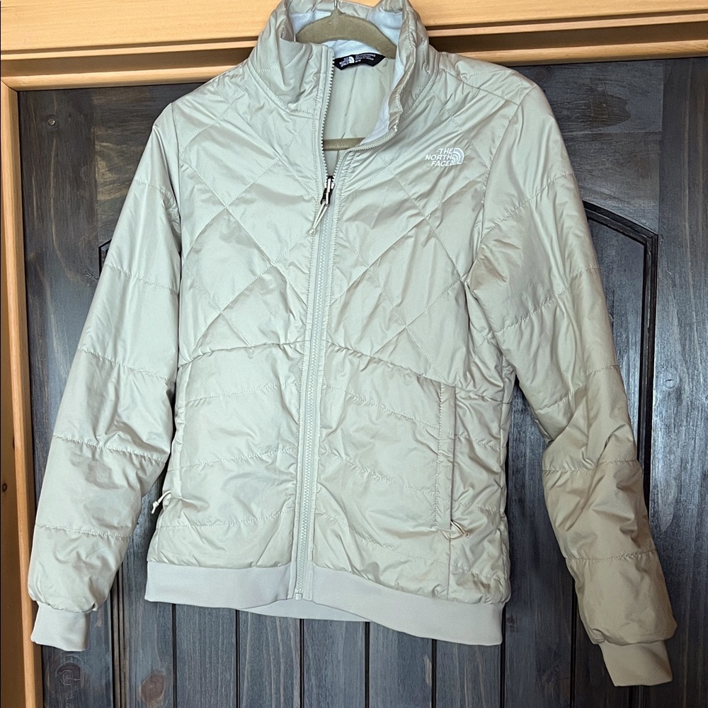 The North Face Women's Light Gray Puffer Jacket